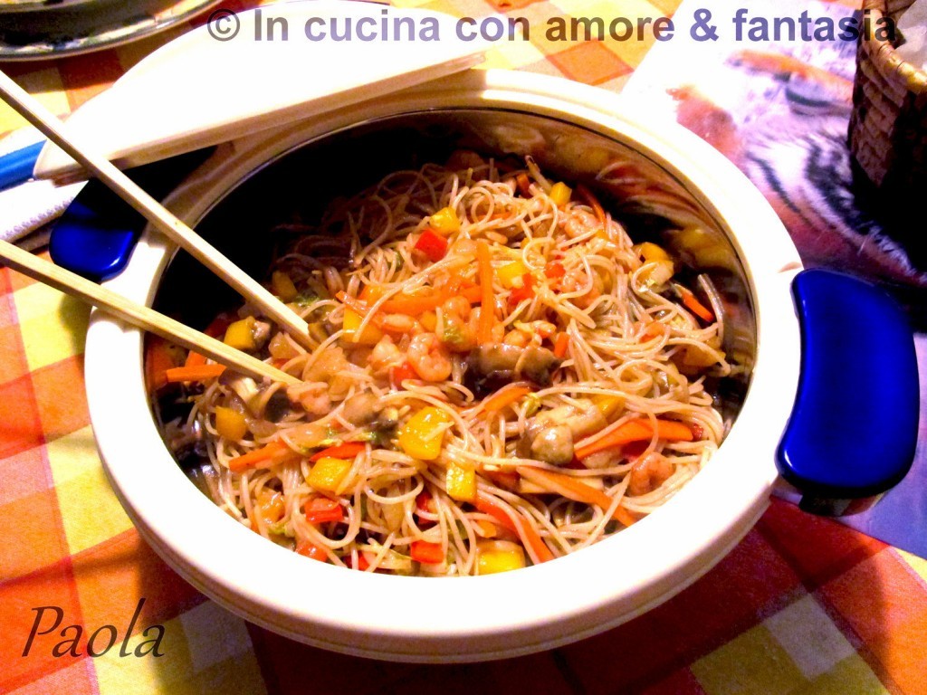 Spaghetti di riso integrale